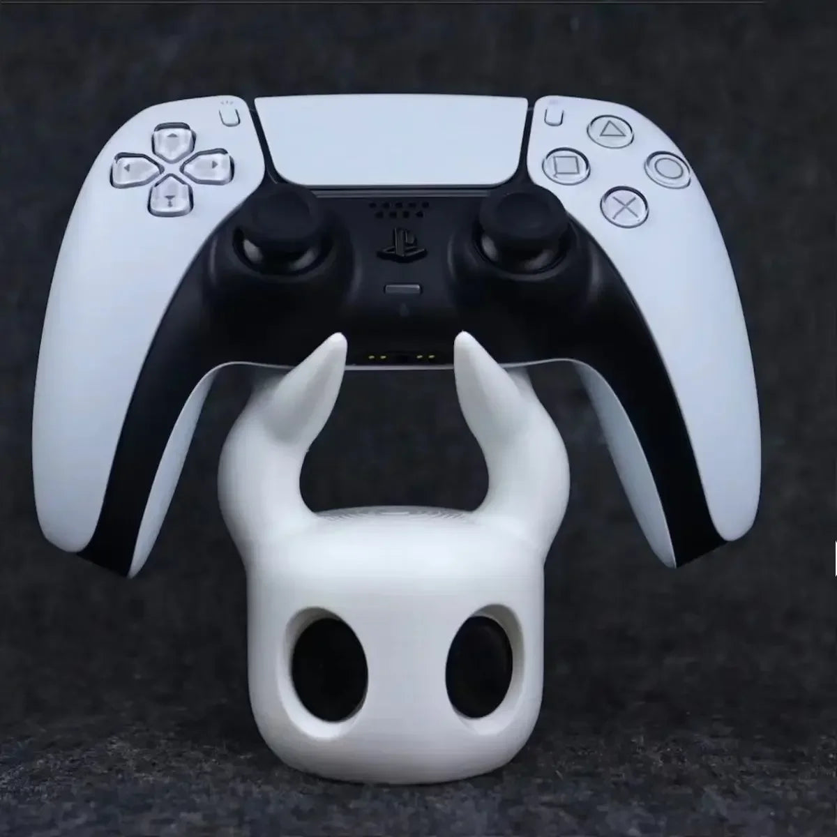 Creative Cartoon Ghost Game Controller Stand For PS5/XBOX/switch Luminous Design Cool Desktop Display Gaming Accessories