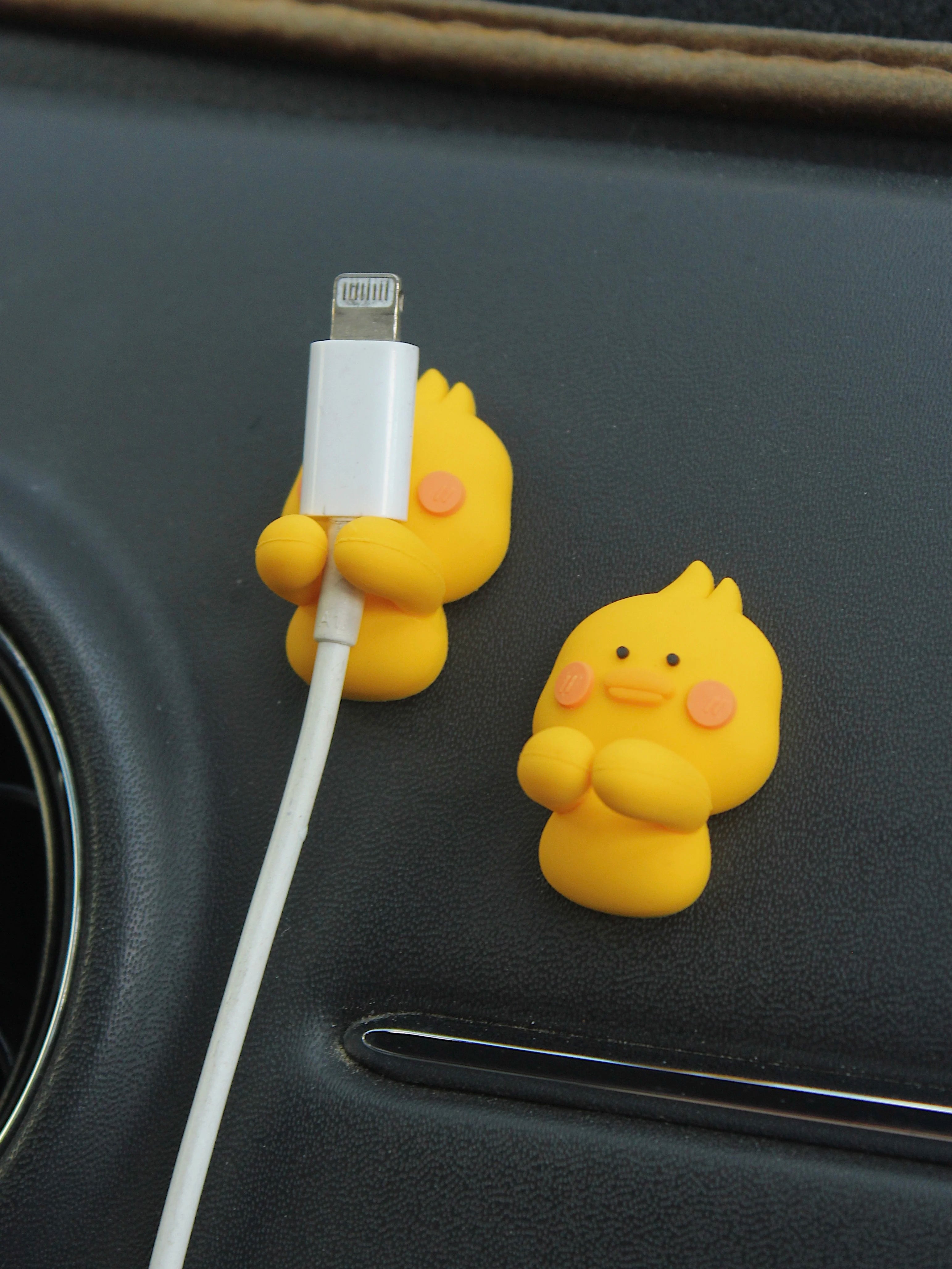 Creative cartoon mobile phone data cable organizer Charging cable organizer Headphone cable fixer card wire device